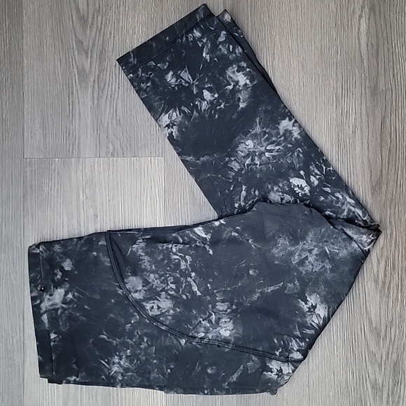 High-Rise Crop 21" - Picture 9 of 10